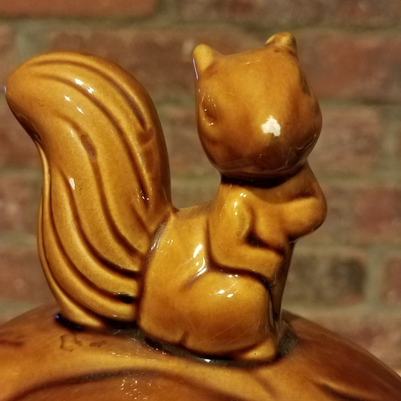 Vtg Squirrel MCM Lidded Nut Dish - Picture 3 of 6